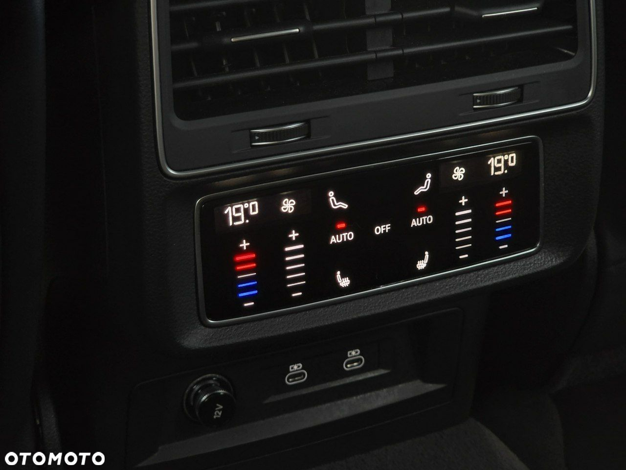Audi Q8 50 TDI quattro tiptronic - 28