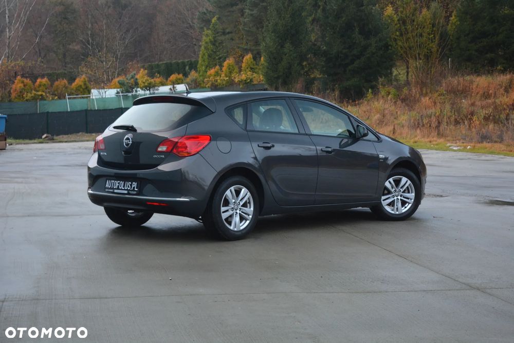 Opel Astra 1.4 Turbo ecoFLEX Start/Stop Exklusiv - 2