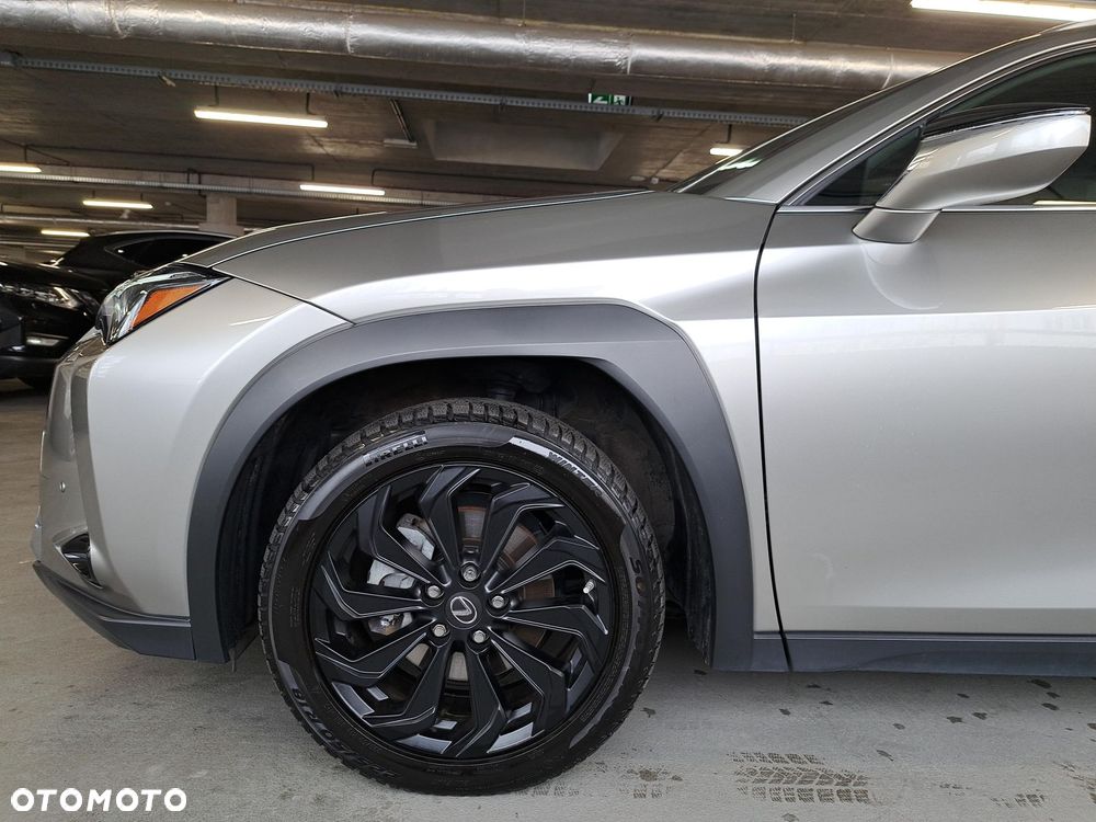 Lexus UX 250h GPF Business 2WD - 39