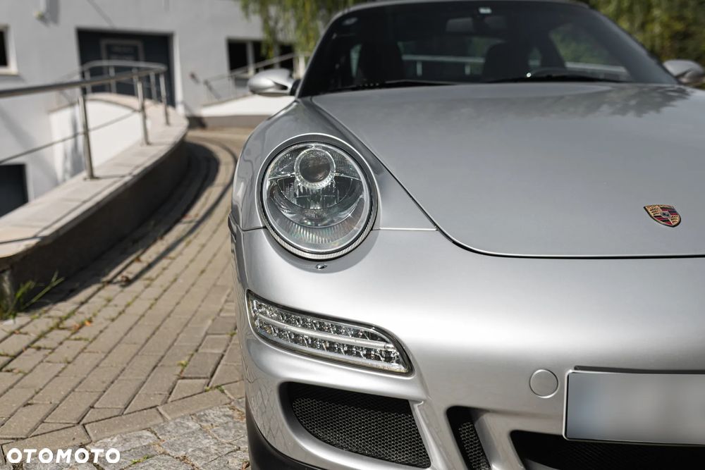 Porsche 911 Carrera Tiptronic S - 7