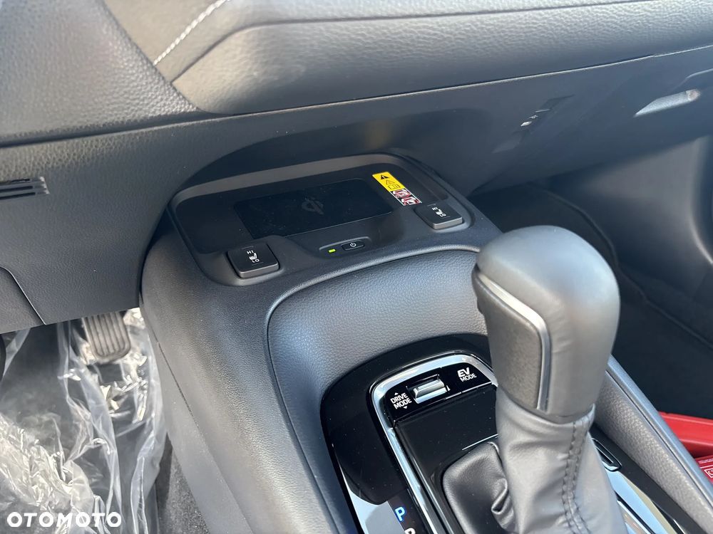 Toyota Corolla 1.8 Hybrid Comfort - 13