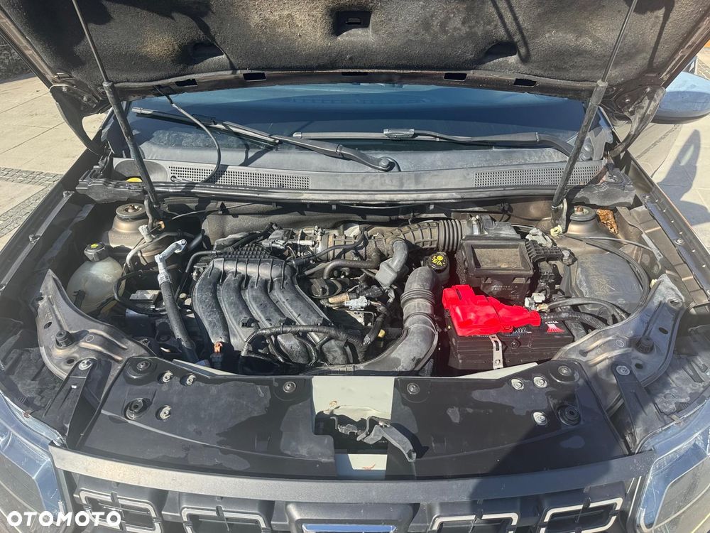 Dacia Duster 1.6 SCe Comfort - 33