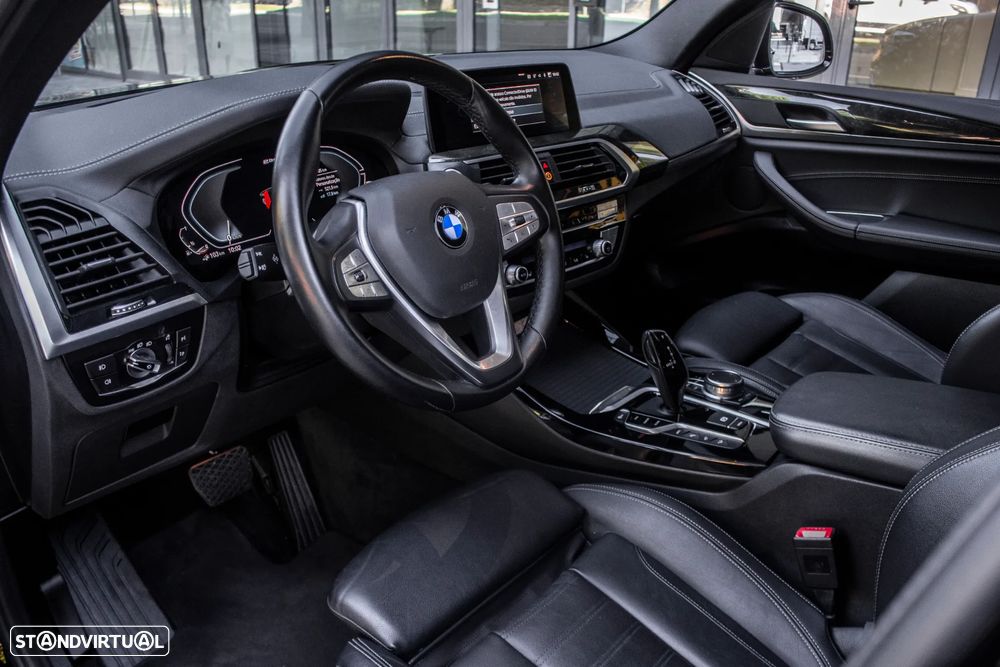 BMW X3 30 e xDrive Line Luxury - 29