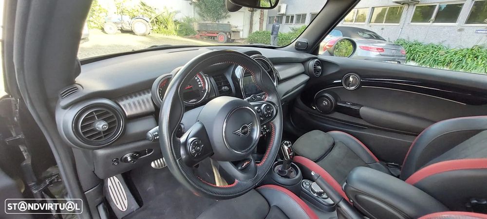 MINI Cabrio John Cooper Works Auto Desportiva - 2