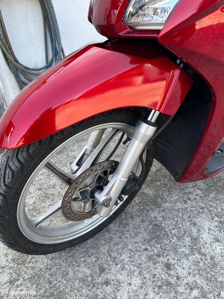 Honda Vision Euro 4 - 2