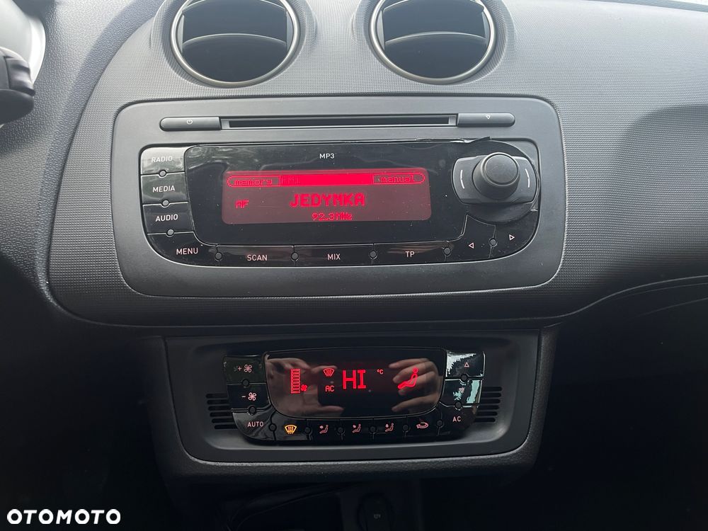Seat Ibiza SC 1.6 16V Sport - 11