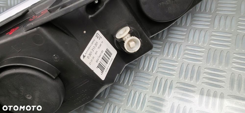 reflektor lampa prawy prawa lewa lewy przód przednia PEUGEOT 407 SEDAN SW - 7