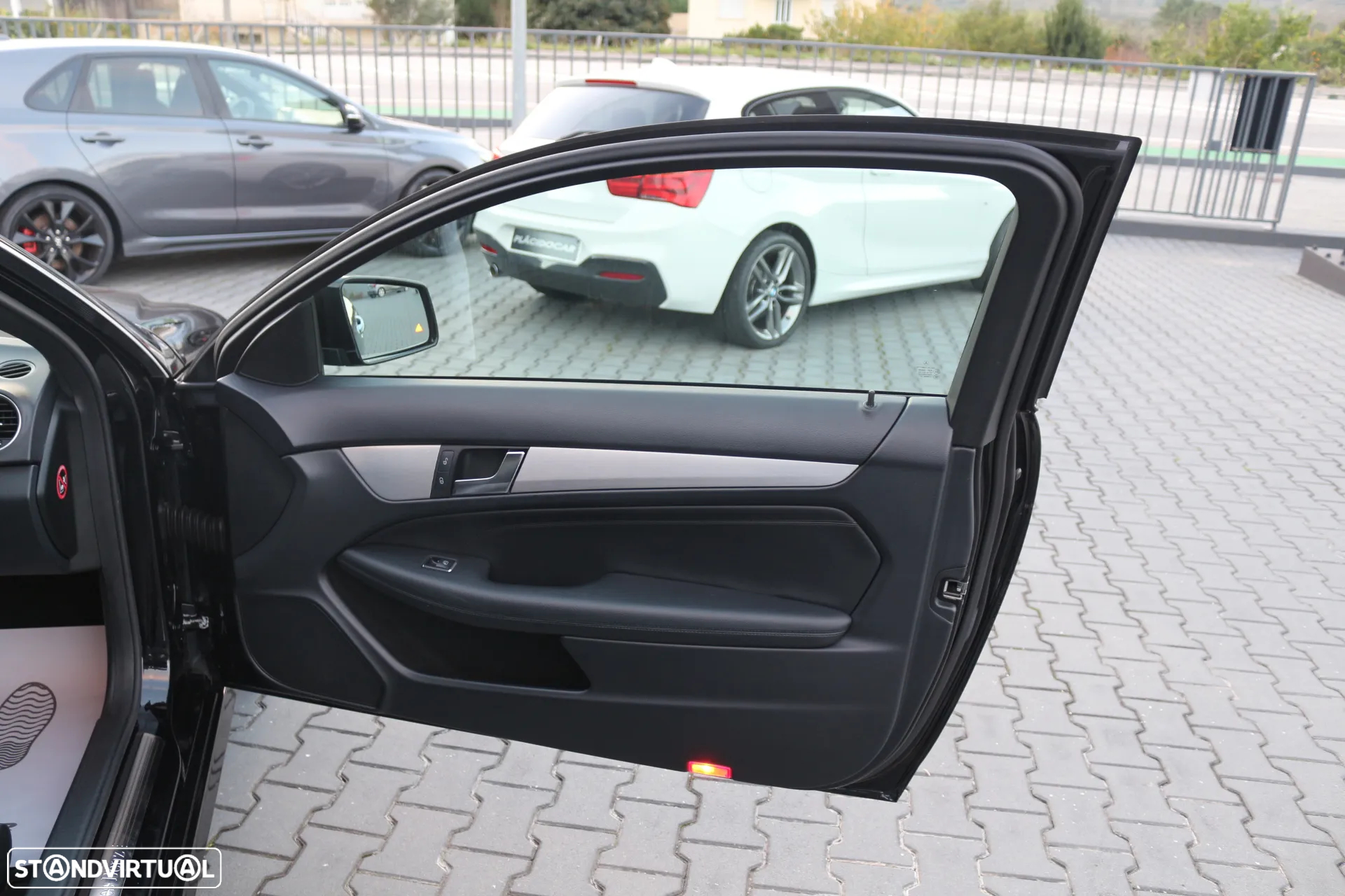 Mercedes-Benz C 250 d Coupe 9G-TRONIC AMG Line - 37