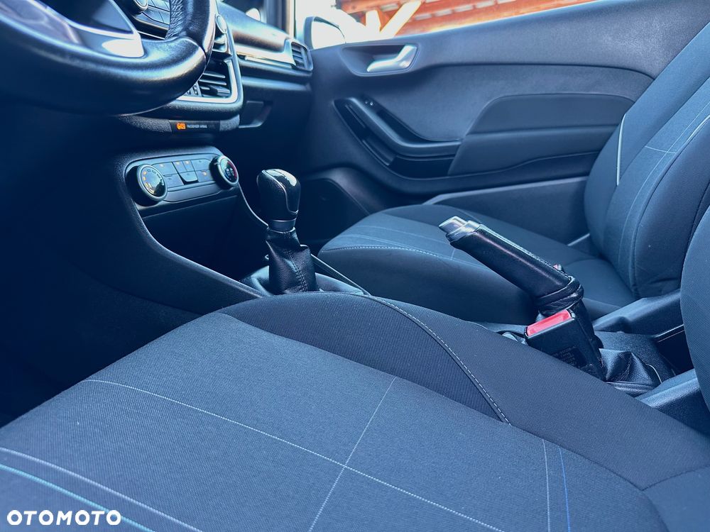 Ford Fiesta 1.1 Trend - 12