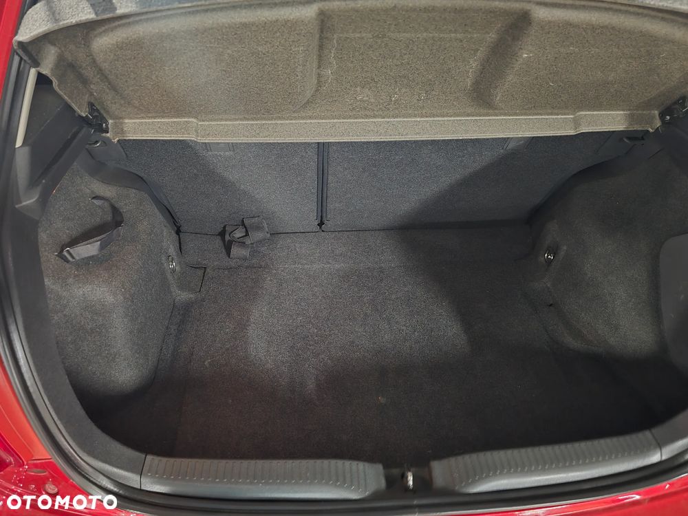 Toyota Auris 1.6 Premium - 21