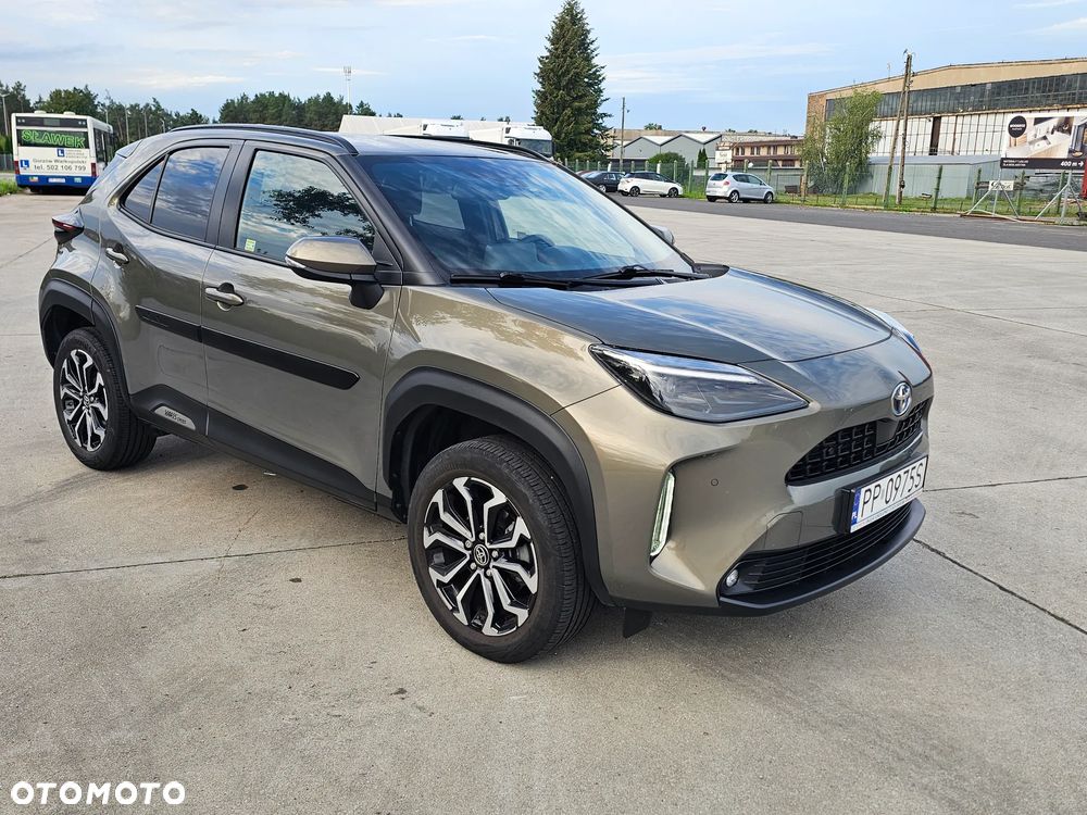 Toyota Yaris Cross Hybrid 1.5 Comfort 4x4 - 13
