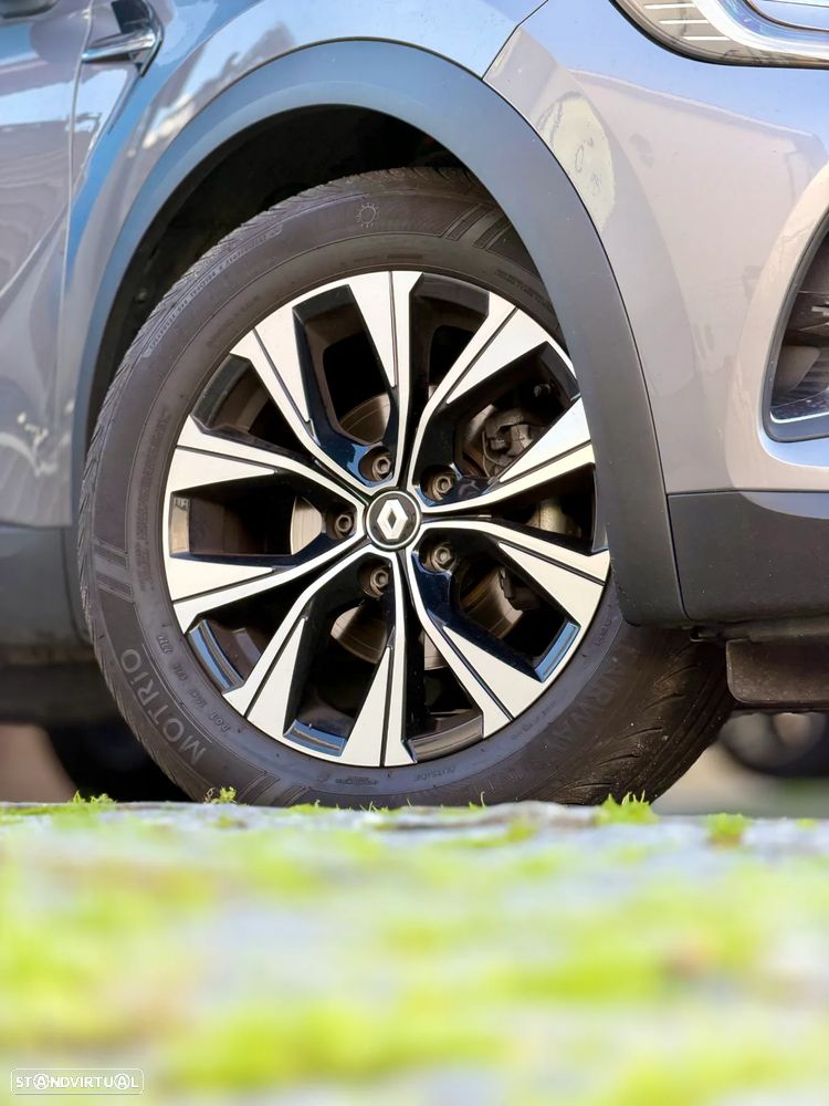 Renault Captur 1.0 TCe Techno Bi-Fuel - 29