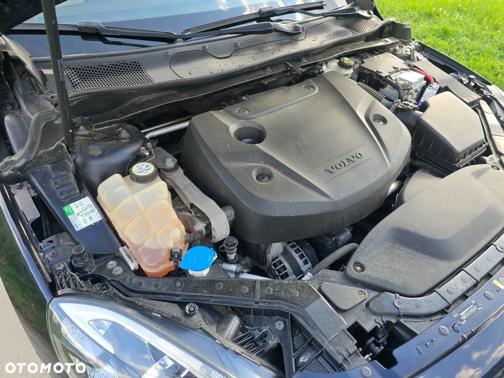 Volvo V40 D4 Geartronic Summum - 35