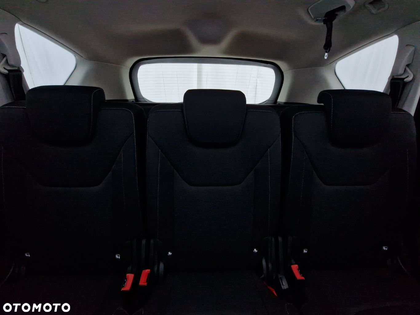 Ford S-Max - 23