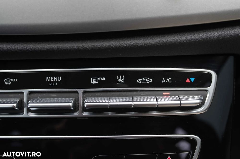 Mercedes-Benz E 300 de 4Matic 9G-TRONIC Avantgarde - 32