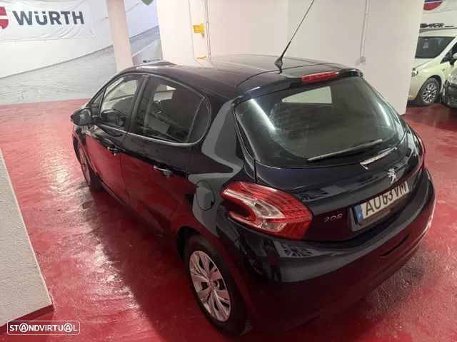 Peugeot 208 1.2 PureTech Access - 11