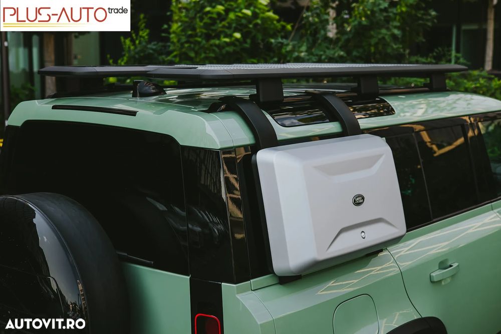 Land Rover Defender - 18