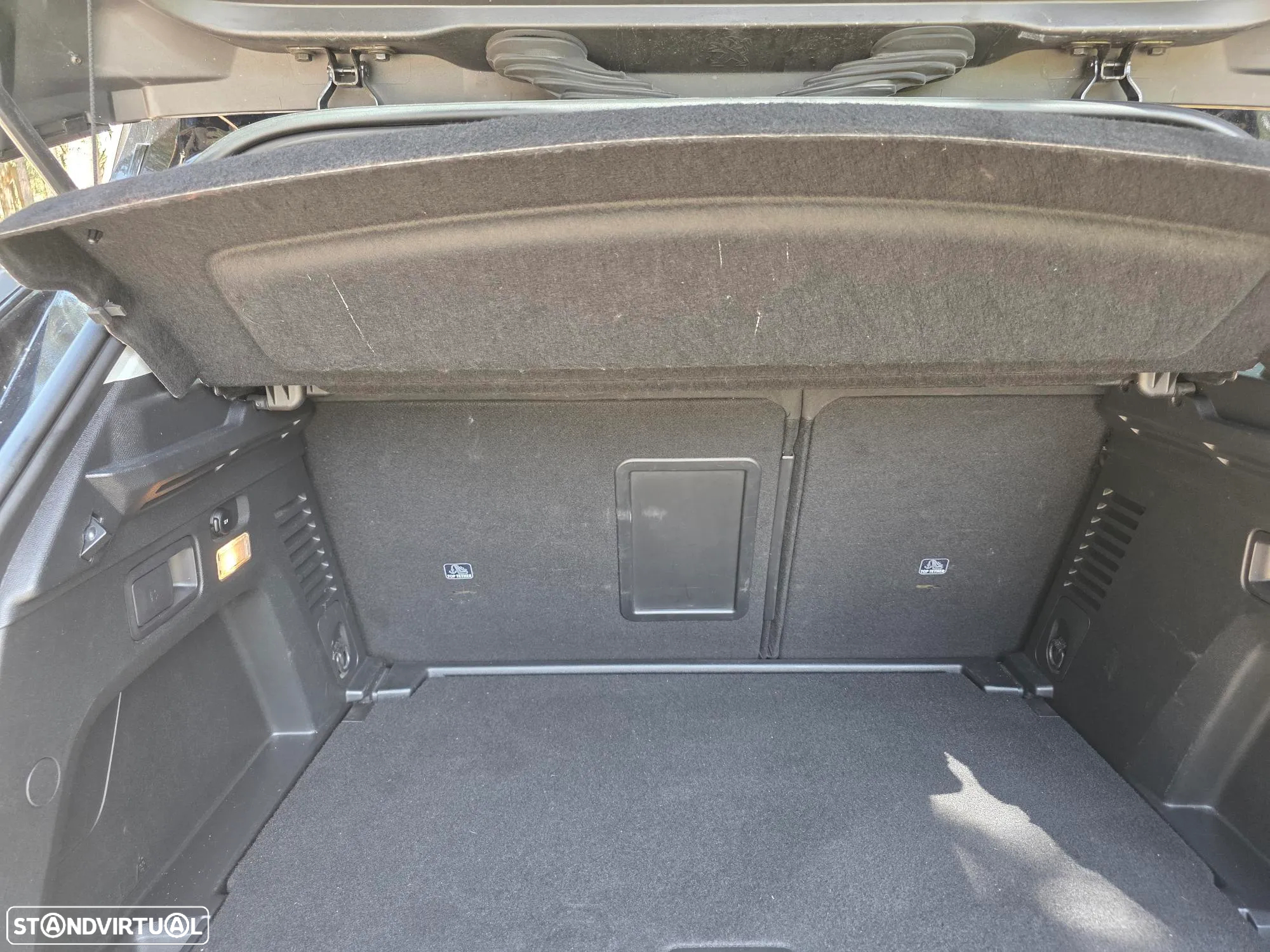 Peugeot 3008 1.5 BlueHDi Active Pack - 31