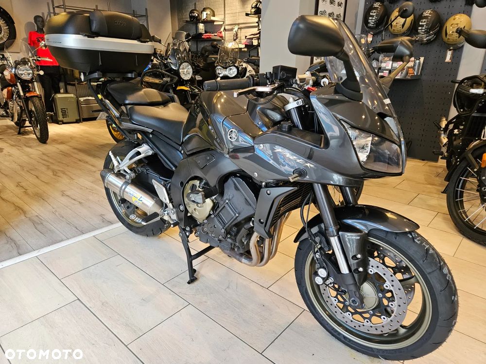 Yamaha FZ - 1