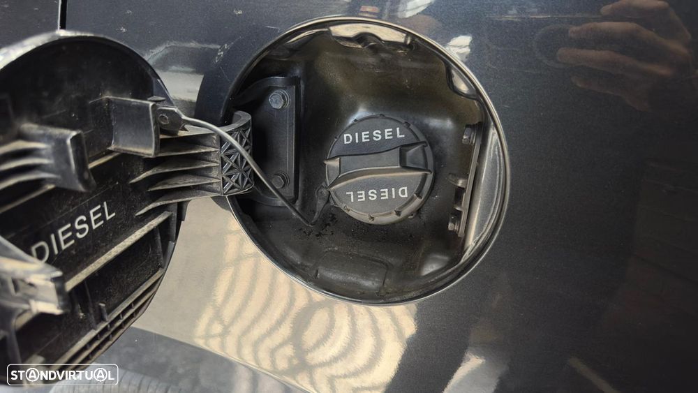 Hyundai Santa Fe 2.2 CRDi 7Wagon Comfort Aut. - 27