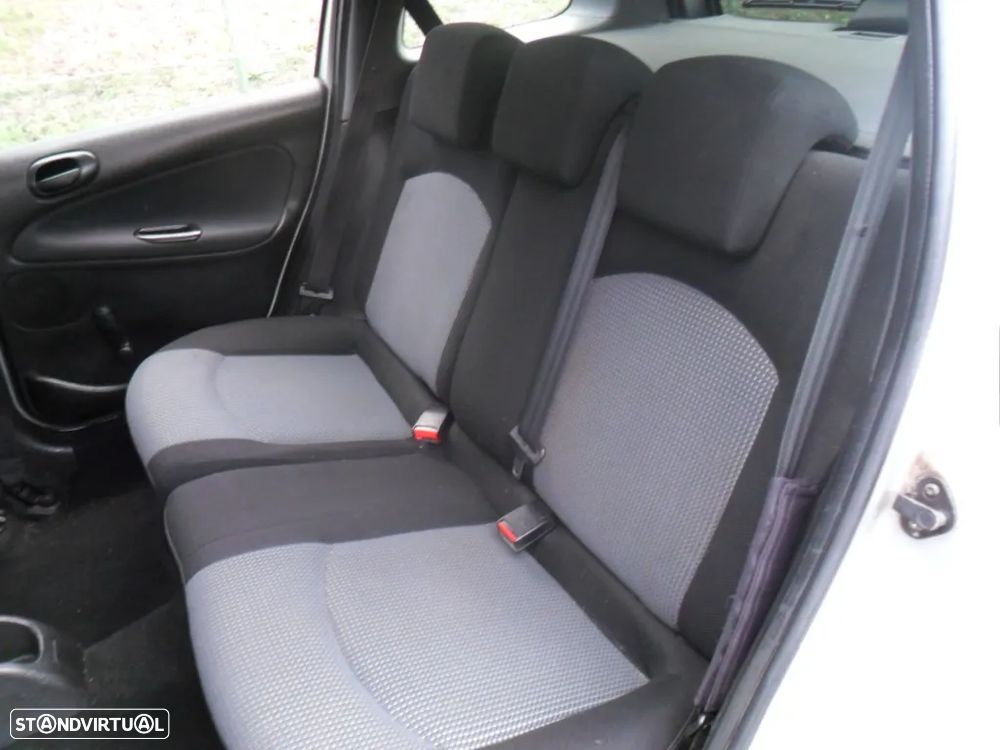 Peugeot 206 SW 1.4 HDi Colorline - 22
