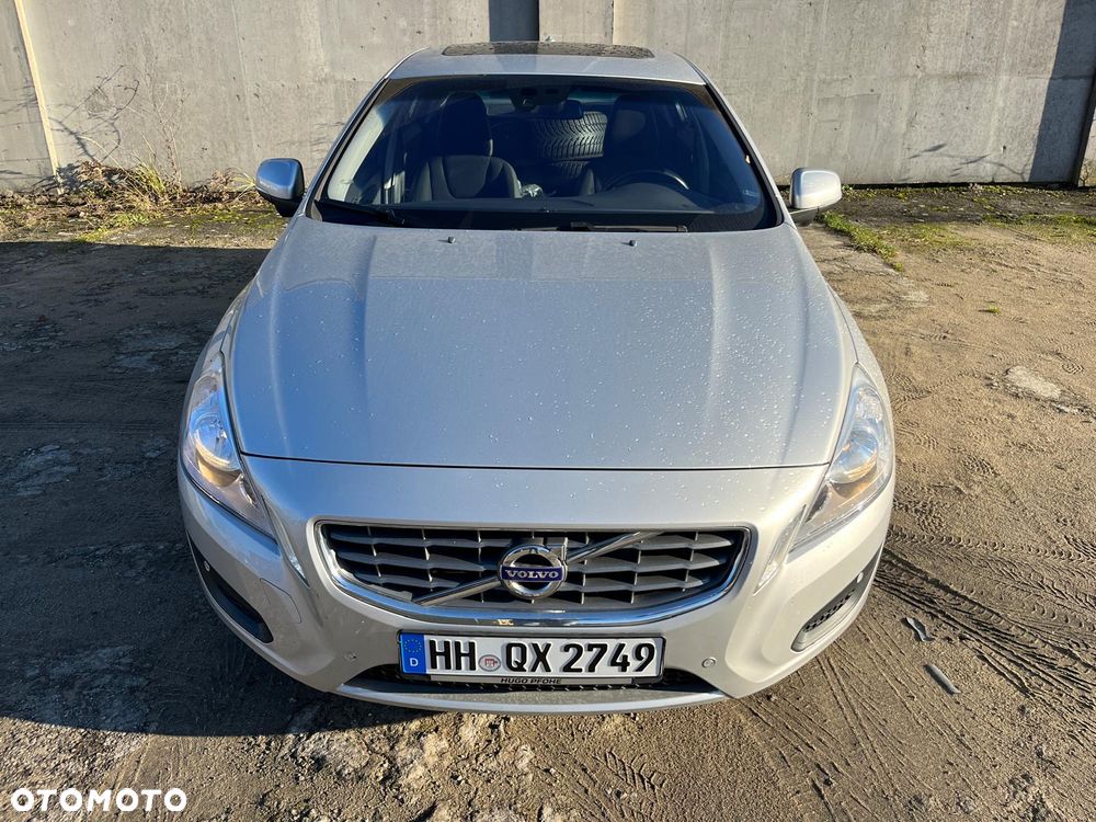 Volvo S60 T4 Powershift Kinetic - 2