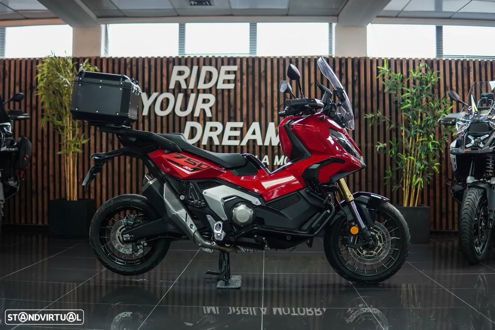 Honda X-ADV 750 - 3