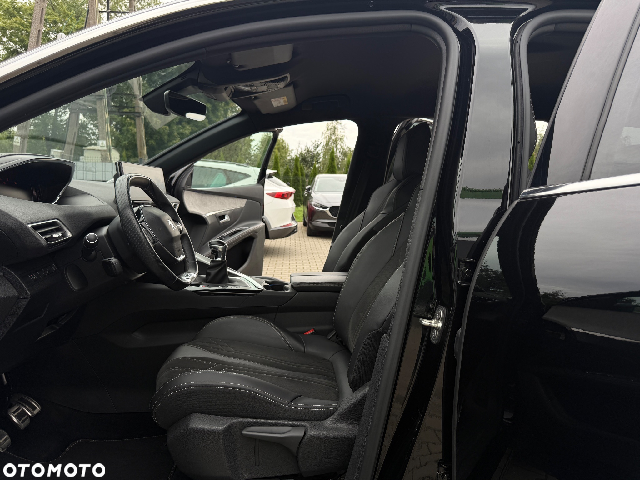 Peugeot 5008 1.5 BlueHDi GT S&S - 28