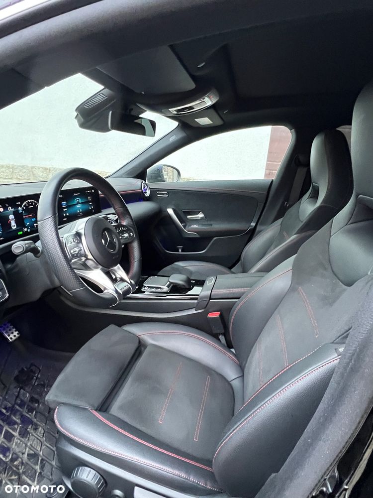 Mercedes-Benz CLA - 10