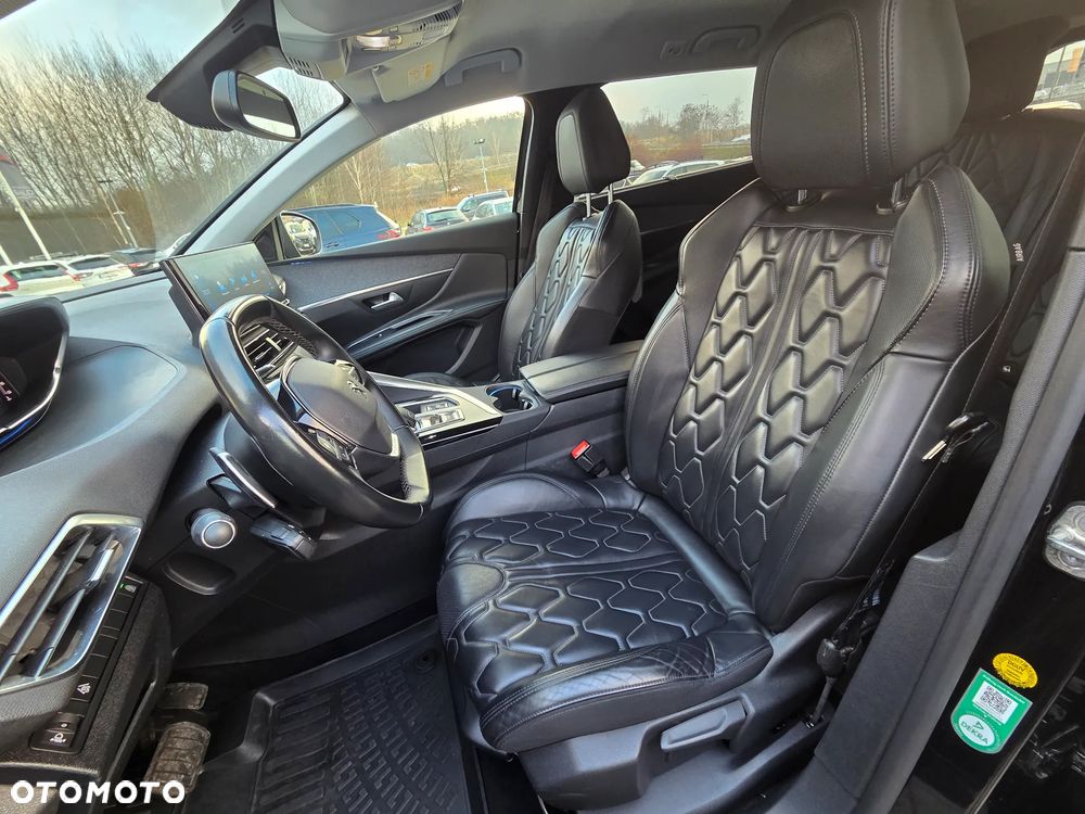 Peugeot 5008 1.5 BlueHDI Allure S&S EAT8 - 23