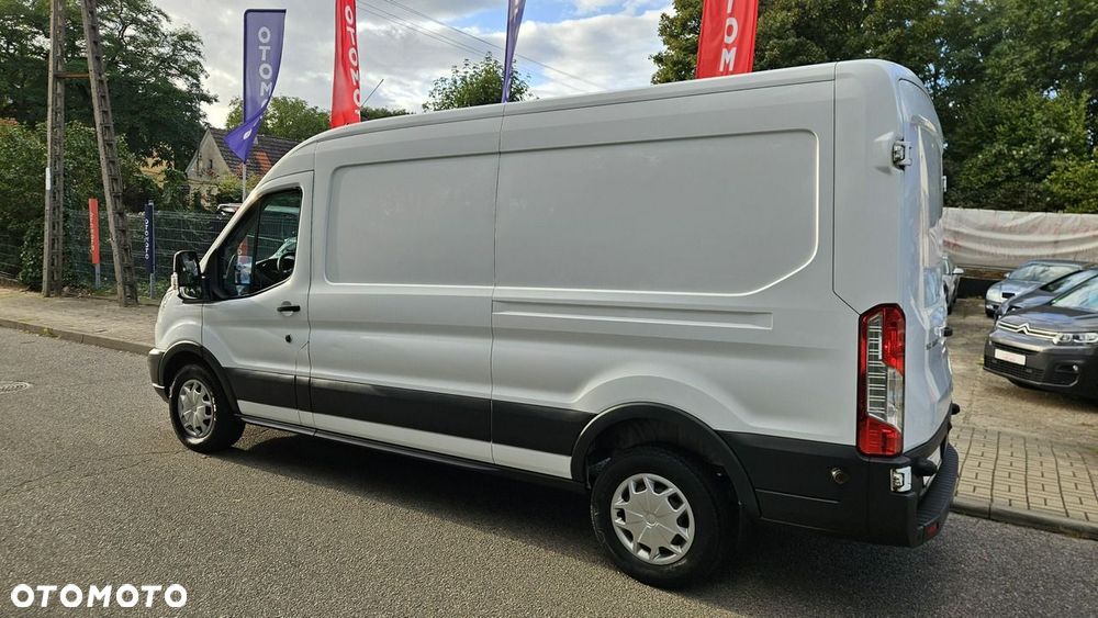 Ford Transit - 13
