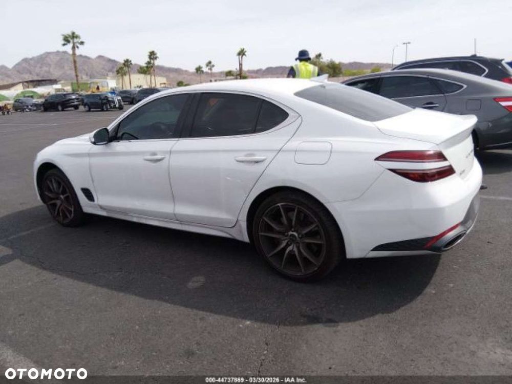 Genesis G70 - 2