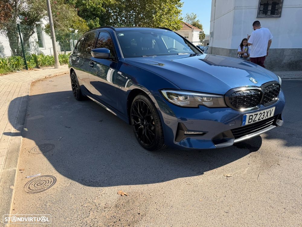 BMW 330 e Aut. Sport Line - 1