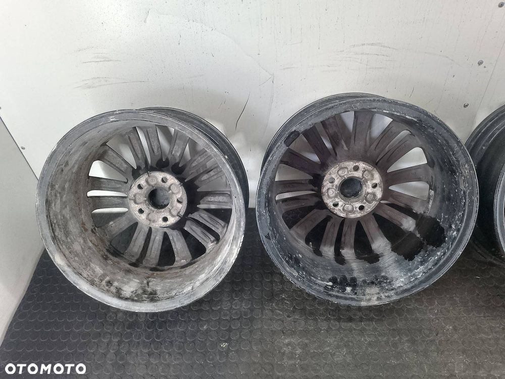 FELGI ALUMINIOWE KOMPLET 17 VW PASSAT B7 3AA601025G - 3