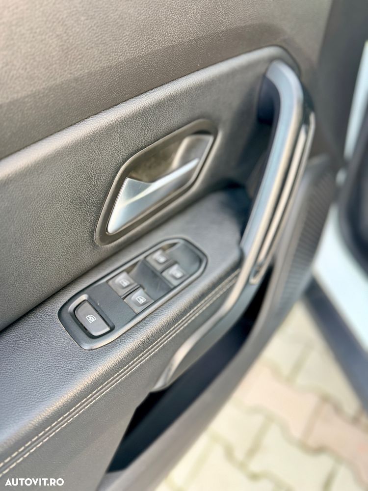 Dacia Duster 1.5 Blue dCi 4WD Prestige - 9