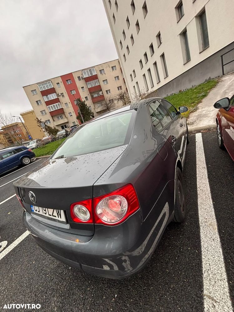 Volkswagen Jetta - 14