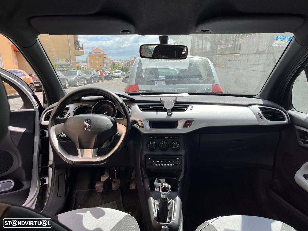 Citroën DS3 1.4 VTi Chic - 2