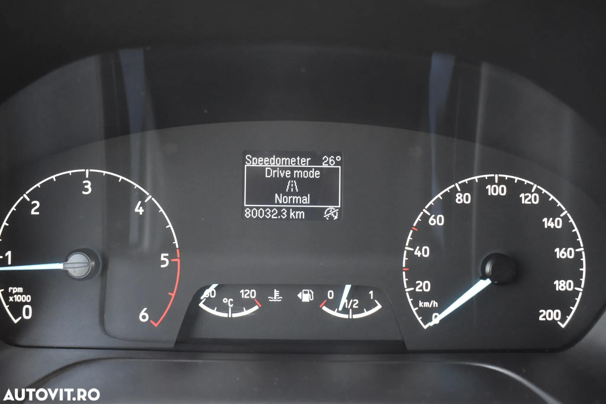 Ford Transit Custom Kombi 320 2.0 EcoBlue 130 CP L2H1 Trend - 24