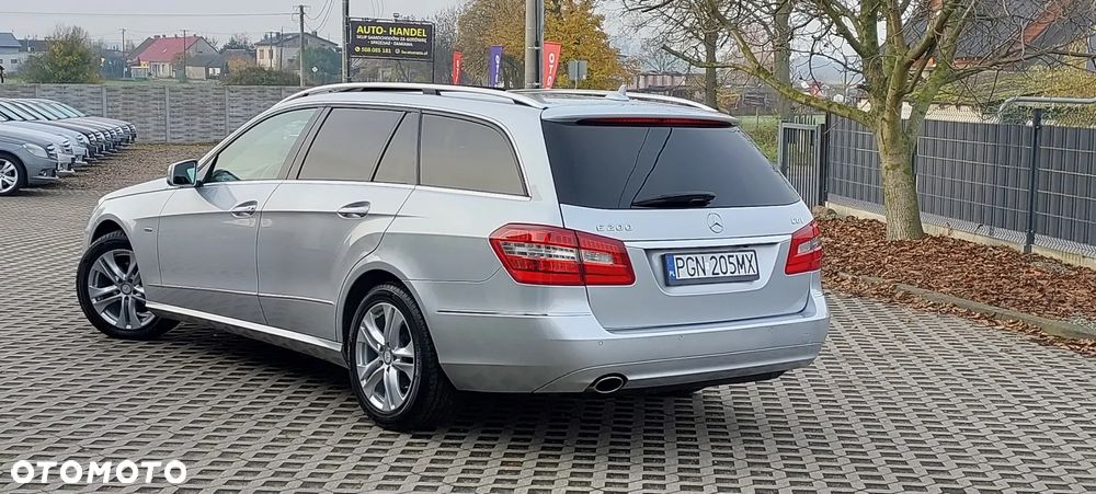 Mercedes-Benz Klasa E - 21