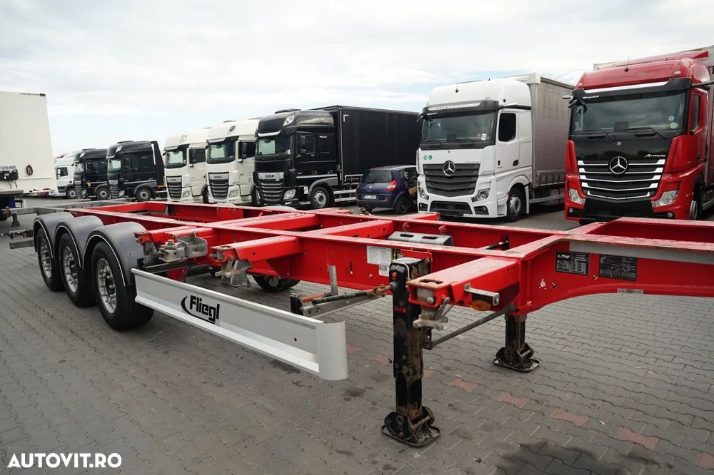 Fliegl / SEMIREMORCĂ CONTAINER / PENTRU TOATE CONTAINERELE / UNIVERSAL / EXTENSIBILĂ FAȚĂ ȘI SPATE / AXĂ RIDICABILĂ / AXE SAF / - 10