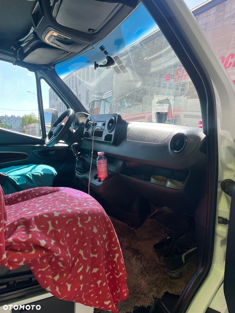 Mercedes-Benz Sprinter 316 - 23