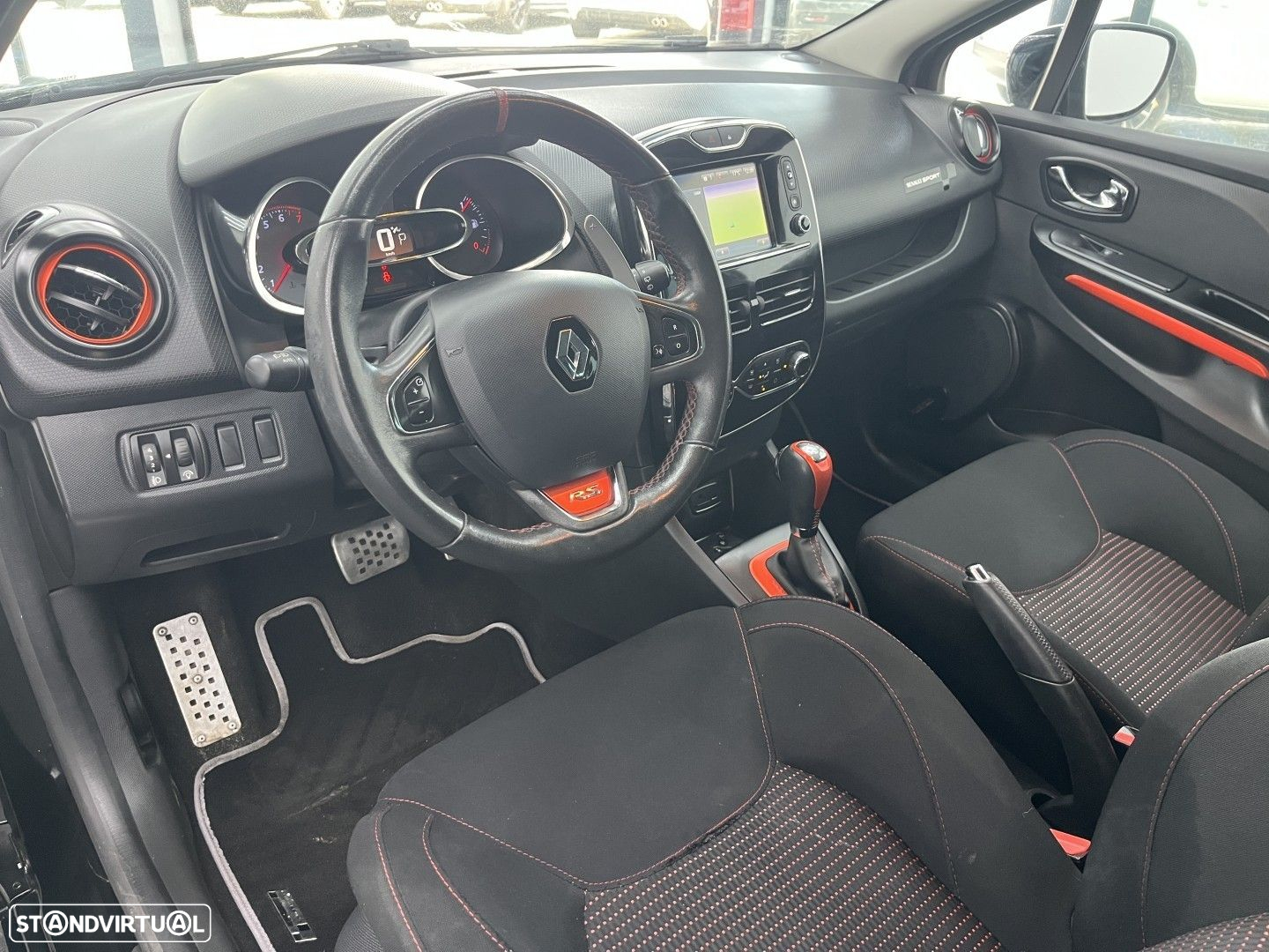 Renault Clio 1.6 T RS EDC - 7