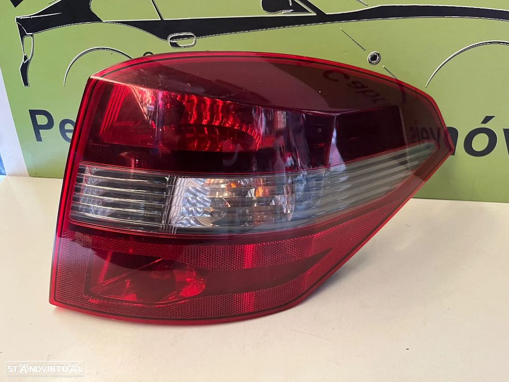 RENAULT LAGUNA III CARRINHA FAROLIM DIREITO ESQUERDO - FT467 - 7