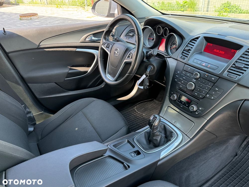 Opel Insignia - 27