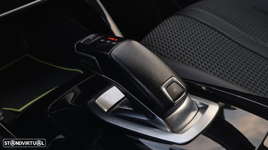 Peugeot 208 1.2 PureTech GT Line EAT8 - 28