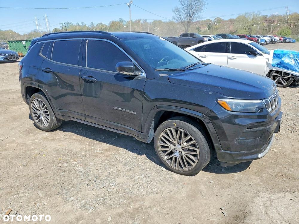 Jeep Compass - 4