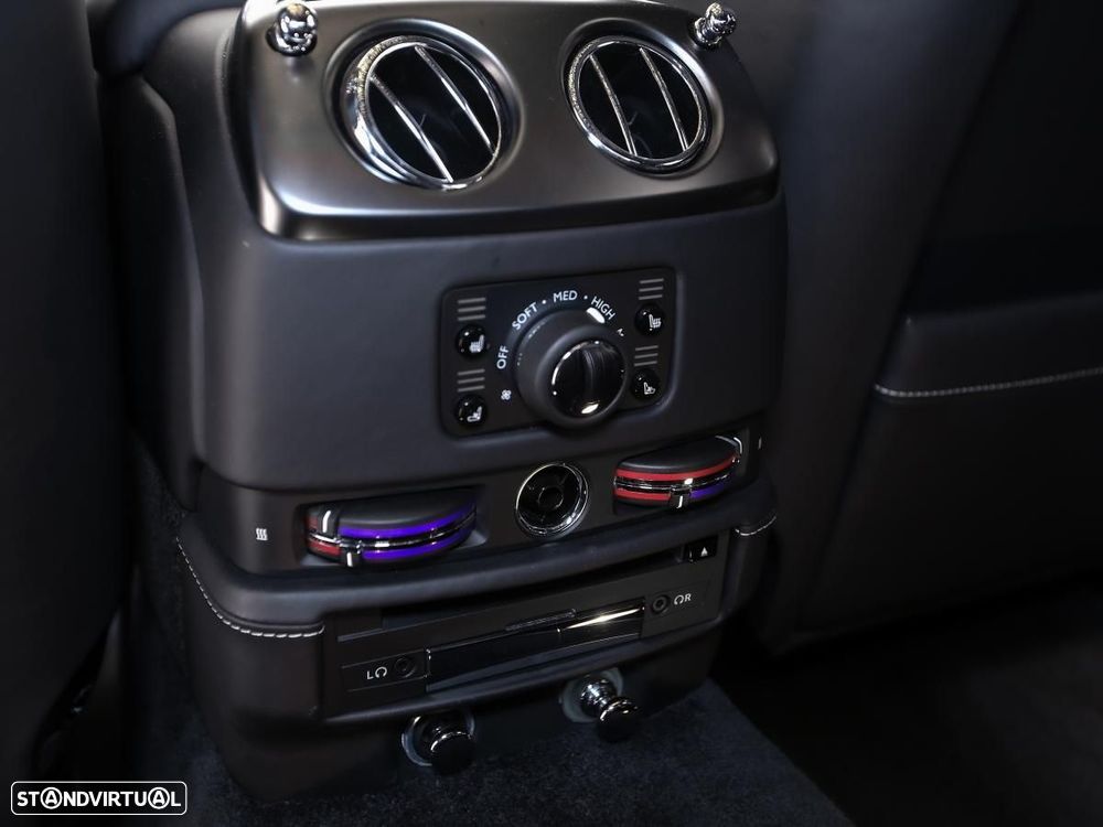 Rolls Royce Ghost Black Badge - 36