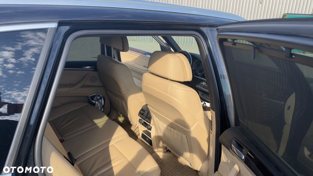 BMW X5 3.0sd xDrive - 22