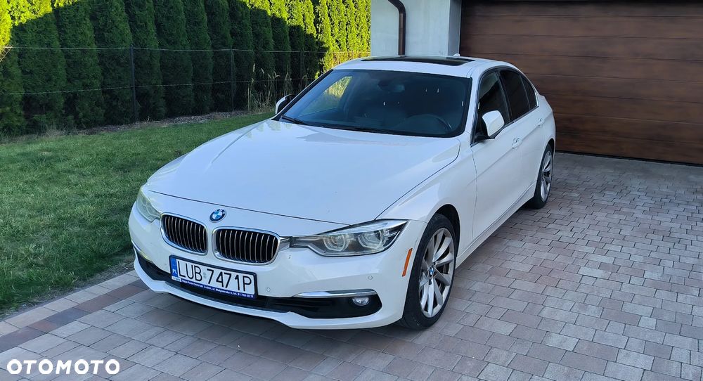 BMW Seria 3 330i GPF xDrive Luxury Line - 1