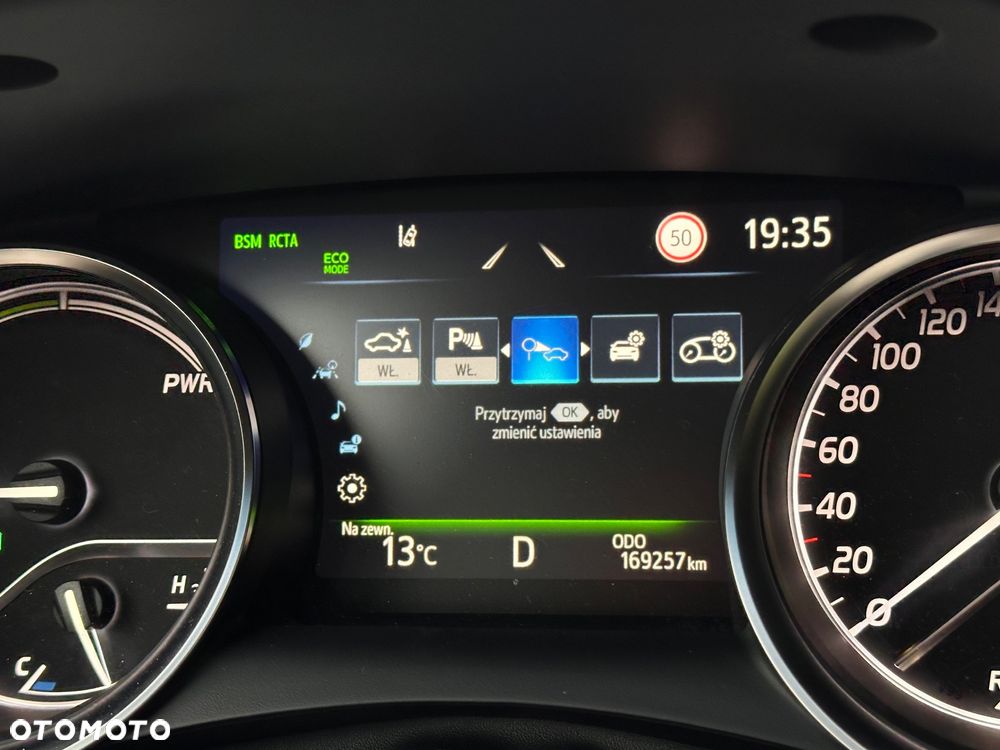 Toyota Camry 2.5 Hybrid Executive CVT - 31